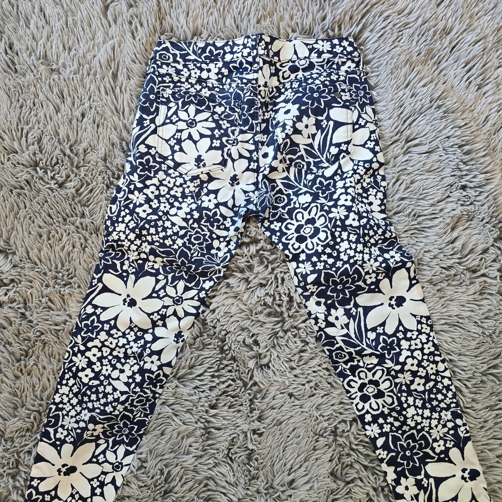 Kate Spade Navy and White Floral Jeans - Picture 4 of 9